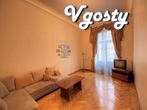 Otmenno obustroena, very flat prostornaya - Apartments for daily rent from owners - Vgosty