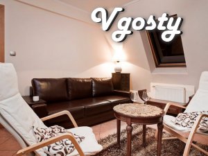 3 komnatnaya 81 sqm apartment ploschadyu avstryyskom in house - Apartments for daily rent from owners - Vgosty