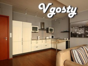 Warm 3 komnatnaya apartment (88 square meters) - Apartments for daily rent from owners - Vgosty