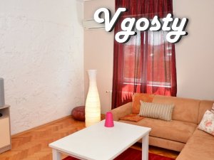Ynteresnaya, trehkomnatnaya apartment - Apartments for daily rent from owners - Vgosty