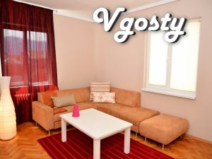 Ynteresnaya, trehkomnatnaya apartment - Apartments for daily rent from owners - Vgosty