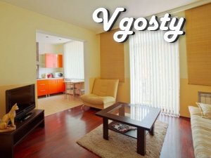Modern, but at domashnemu cozy apartment dvuhkomnatnaya - Apartments for daily rent from owners - Vgosty