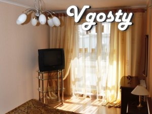 Просторная трехкомнатная квартира - Квартири подобово без посередників - Vgosty