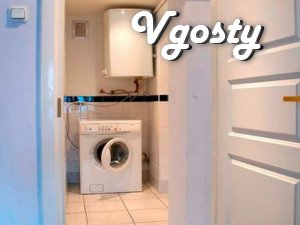 Отменная четырехкомнатная квартира - Квартири подобово без посередників - Vgosty