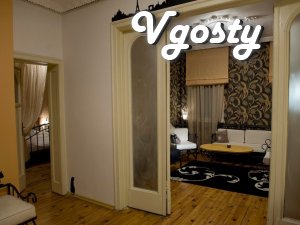 Spokoynaya dvuhkomnatnaya apartment - Apartments for daily rent from owners - Vgosty