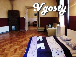 Антикварная квартира из 4-х комнат в центре - Квартири подобово без посередників - Vgosty