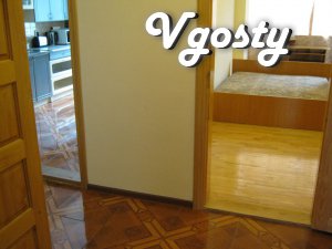 Luxury 3-bedroom. Apartment in the center. AIR CONDITIONER, Wi-Fi, a r - Apartments for daily rent from owners - Vgosty
