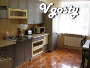 Luxury 3-bedroom. Apartment in the center. AIR CONDITIONER, Wi-Fi, a r - Apartments for daily rent from owners - Vgosty