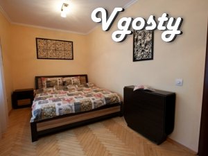 2 bedroom apartment in the center. Drama Theater - Apartments for daily rent from owners - Vgosty