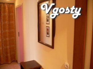 1к квартира Коновальця подобово W-Fi - Квартири подобово без посередників - Vgosty