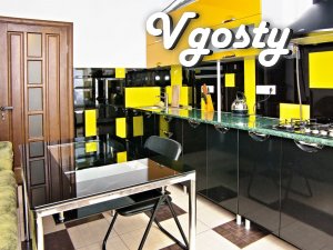 Flat in building, located near the pump room, center. - Apartments for daily rent from owners - Vgosty