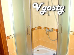 Apartment in the city center with renovated. Close medical base of san - Apartments for daily rent from owners - Vgosty