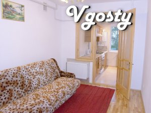 Квартира возле клиники Казявкина - Квартири подобово без посередників - Vgosty