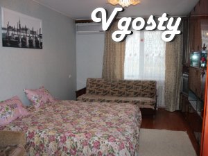 Здам 2-х кімнатну квартиру в Євпаторії для всієї родини - Квартири подобово без посередників - Vgosty