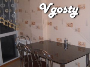Двокімнатна квартира в новому будинку по пр. Відродження - Квартири подобово без посередників - Vgosty