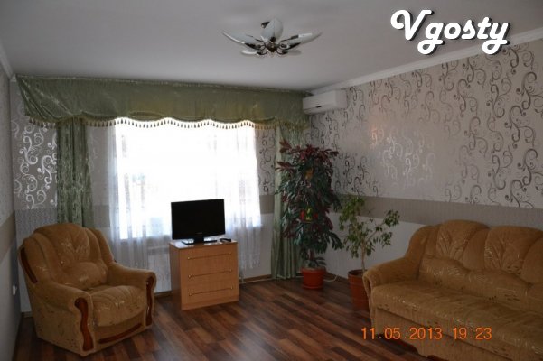 Здам подобово 1-кімнатну квартиру з євроремонтом в центрі Миргорода - Квартири подобово без посередників - Vgosty