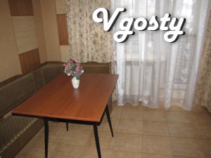 1 кімнатна квартира подобово  у новобудові (мікрорайон Канада) - Квартири подобово без посередників - Vgosty