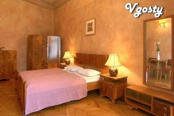 Experience the atmosphere of Lviv in the 4-room apartment - Apartments for daily rent from owners - Vgosty