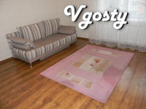 Large new two bedroom apartment in a new district skirts. - Apartments for daily rent from owners - Vgosty