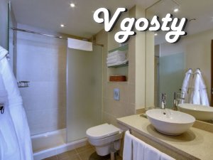 Новая, свежая трехкомнатная квартира - Квартири подобово без посередників - Vgosty