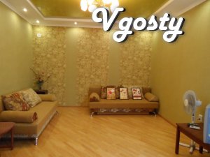 I rent half the house in the center of Feodosia - Apartments for daily rent from owners - Vgosty