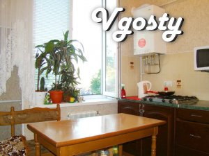 Rent 2-bedroom. m. overlooking the sea, Renovated - Apartments for daily rent from owners - Vgosty