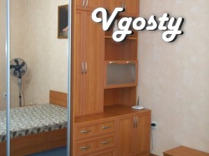 The apartment is renovated - Downtown. - Apartments for daily rent from owners - Vgosty