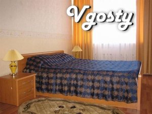 Невероятно комфортабельная квартира с четырьмя комнатами посуточно - Квартири подобово без посередників - Vgosty