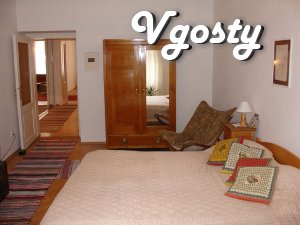 Душевная галицкая квартира для 8-ми - Квартири подобово без посередників - Vgosty