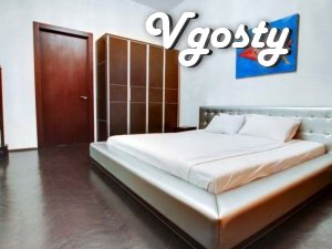 Лаконичная квартира для шести человек в стиле хай-тек посуточно - Квартири подобово без посередників - Vgosty