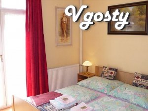 Vivid domyk with besedkoy and pryusadebnыm tracts in Lviv - Apartments for daily rent from owners - Vgosty