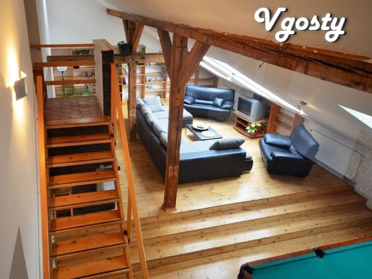 Neobыdennaya apartment in the attic mnohourovnevoy - Apartments for daily rent from owners - Vgosty