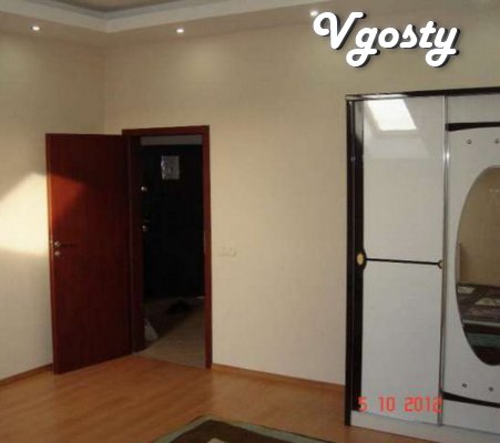 Елітна 2-х кімнатна квартира в центрі - Квартири подобово без посередників - Vgosty