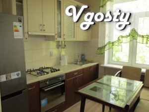 Comfortable apartment in Berdyansk with sea views. - Apartments for daily rent from owners - Vgosty