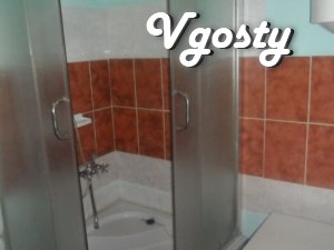 Продам пів будинку в Миргороді - Квартири подобово без посередників - Vgosty