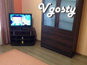 VIP-Однокімнатна квартира біля ринку - Квартири подобово без посередників - Vgosty