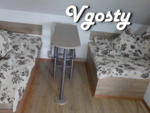 I rent a room in a mini-hotel city. Coast, vul.Mikesha, 3b - Apartments for daily rent from owners - Vgosty