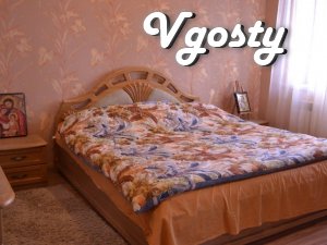 Сдам комфортабельну квартиру в центрі Франківська - Квартири подобово без посередників - Vgosty