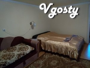 Здам подобово котедж-квартира в м.Берегово - Квартири подобово без посередників - Vgosty