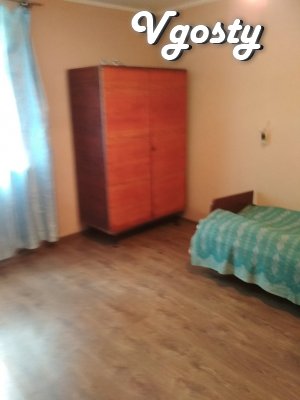 1KOM square center Kherson - Apartments for daily rent from owners - Vgosty