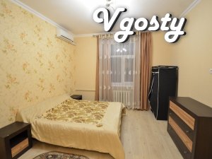 Daily rental cozy two-bedroom apartment in the center at the Cathedral - Apartments for daily rent from owners - Vgosty