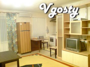 Квартира в центрі Дніпродзержинська - Квартири подобово без посередників - Vgosty