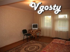 Center of Dnepropetrovsk, ul.Plehanova - Apartments for daily rent from owners - Vgosty