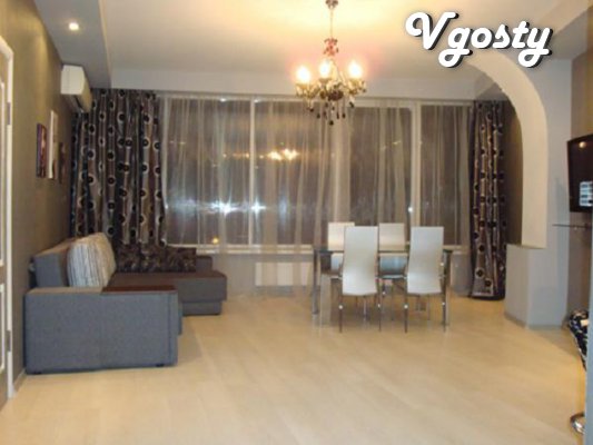 Beautiful and cozy apartment in the city bridge Sitivid - Apartments for daily rent from owners - Vgosty